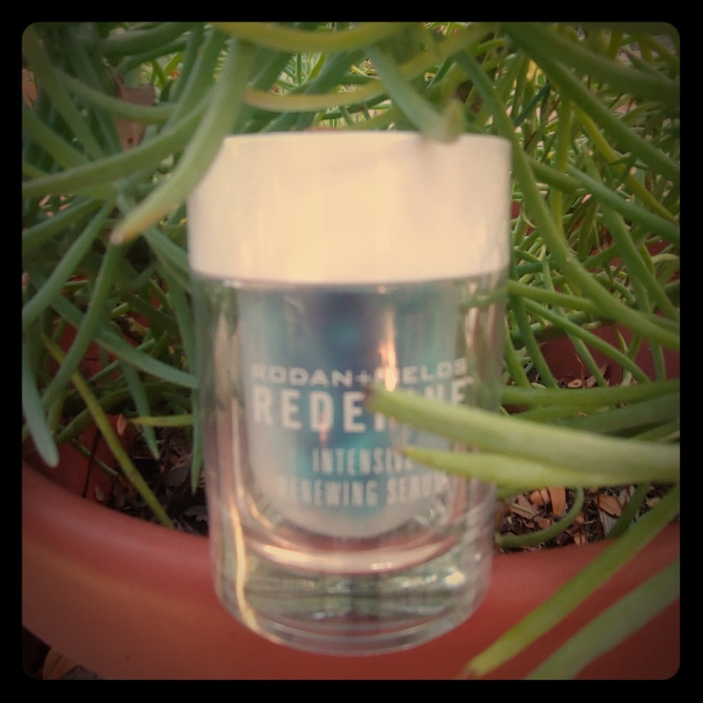 Redefine Intense Renewing Serum